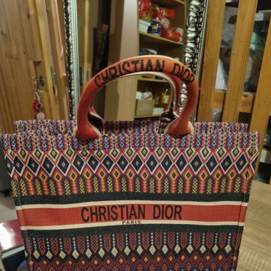 Christian Dior 