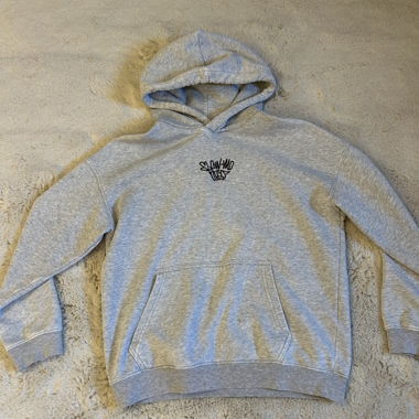 Skate Pullover Grau