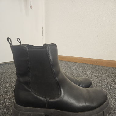 Black boots