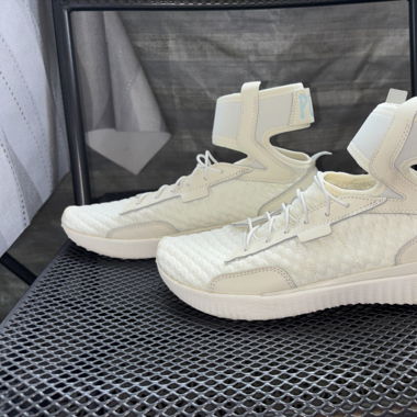 Fenty X Puma Mid Geo