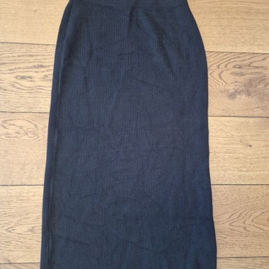 Dunkler Strickrock Gr. S wie neu