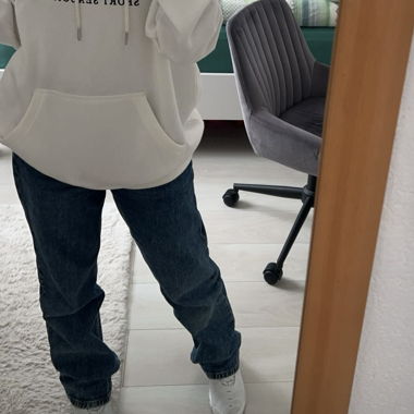 straight leg jeans