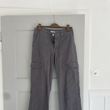 Jeans grau