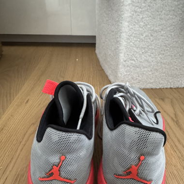 Jordan Eclipse
