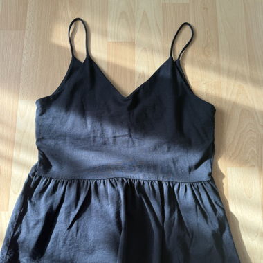 Top Nero con Bretelle Sottili