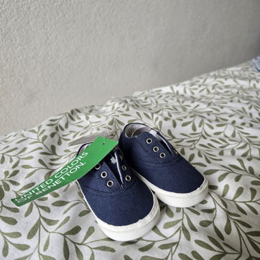 Scarpine da neonato blu Benetton