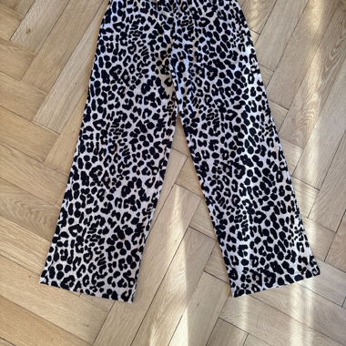 Leo Print Wide-Leg Pants