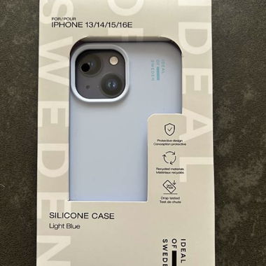 Hülle aus Silikon in Himmelblau für iPhone