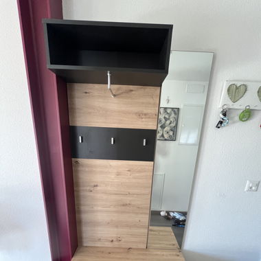 Garderobe mit Spiegel