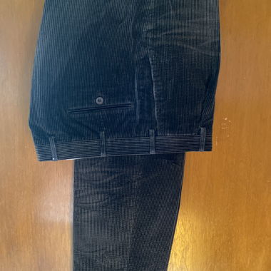 Pantalon en velours côtelé noir Brioni