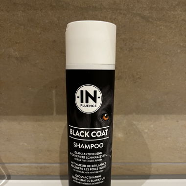 Hundeshampoo Schwarzes Fell