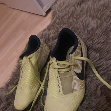 Crampons de football 
