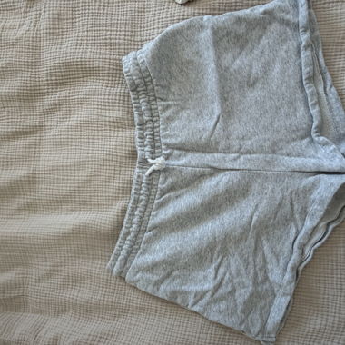 Short training shorts - grey