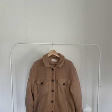 hellbraune Fell-Jacke // INDIE AND MOI