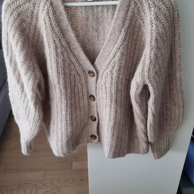 Sézane Basile Cardigan in light beige