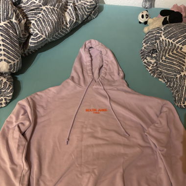 Pull Sixth June