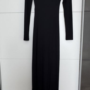 Black long-sleeve maxi dress