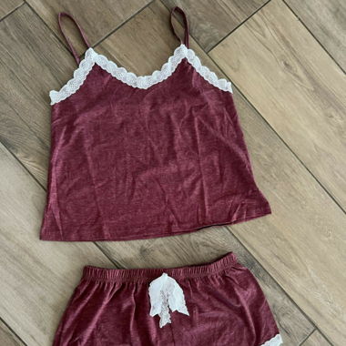 Top und Shorts ungetragen Grösse S
