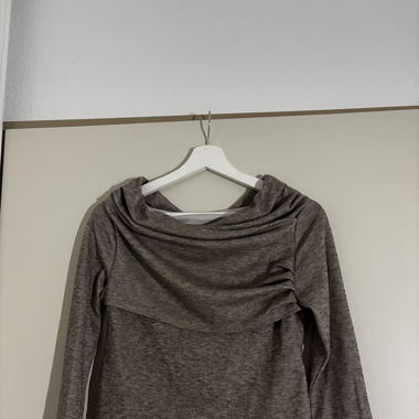 Brown sweater