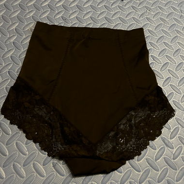 culotte gainante noire