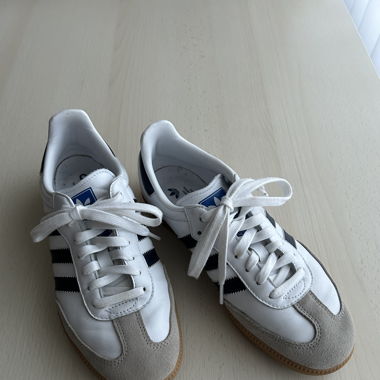 Adidas Samba
