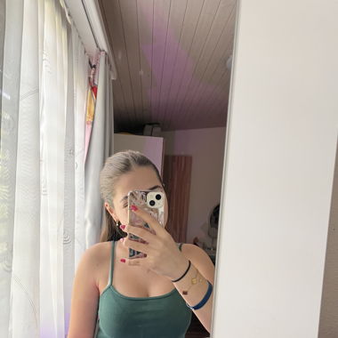 dunkelgrünes tanktop