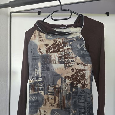 T-shirt imprimé brun