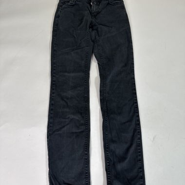 Graue Closed-Jeans