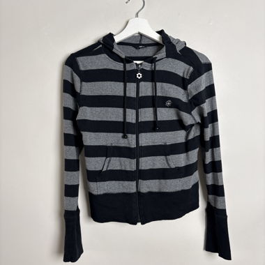 Gestreifter Hoodie mit Reissverschluss