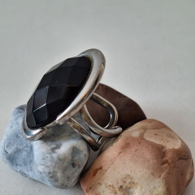 Bagues avec faux diamant noir