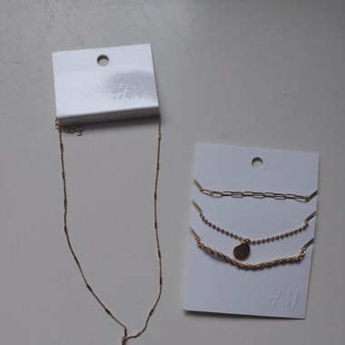 Collier et bracelets H&M