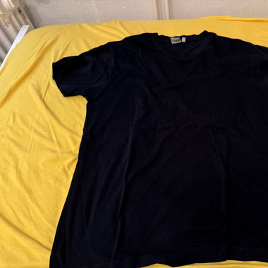 T-Shirt schwarz