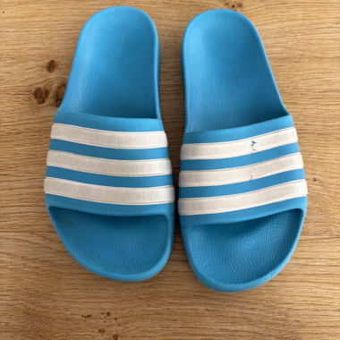 Adilette