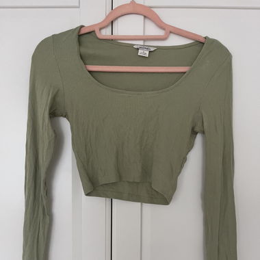 Crop-Top von Monki in Salbeigrün 
