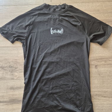 Maglia sportiva nera compressione