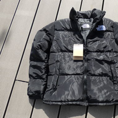 NEUE The North Face Puffer Jacke!