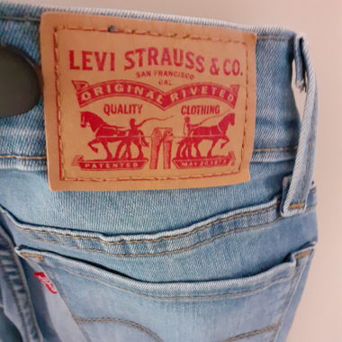 Levis Jeans