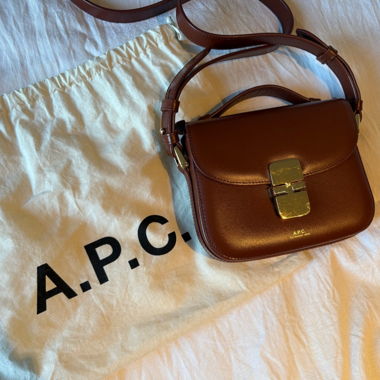 A.P.C. Brown Crossbody Grace Leder-Mini-Tasche