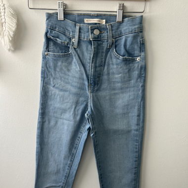 Levis Jeans Mile