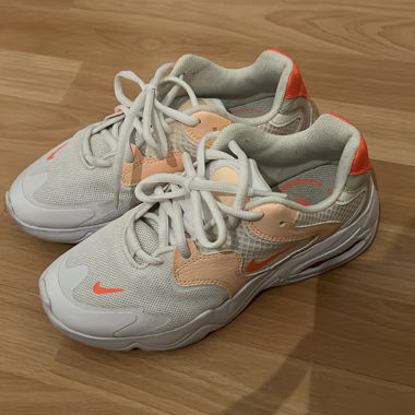 Sneaker