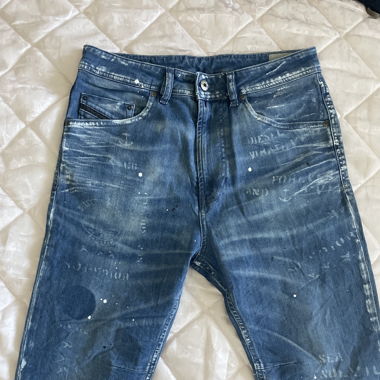 Diesel Regular-Carrot Jeans 14y