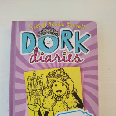 Dork diaries "Nikkis bezauberndes Märchen*