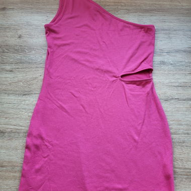 Pinkes Kleid