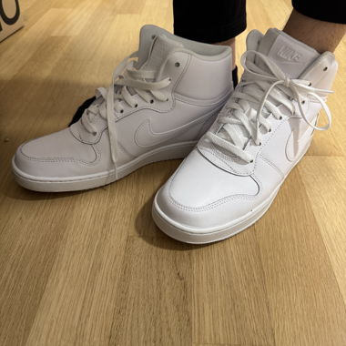 Nike shoes size 44.5