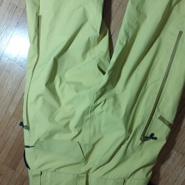 Mammut Goretex hardshell pants with climbing harness