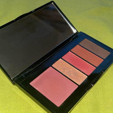 Kiko eyeshadow palette
