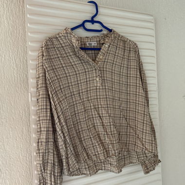 Plaid Long-Sleeve Blouse