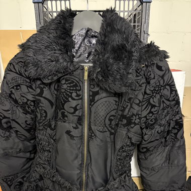 Winterjacke Desigual Grösse 40