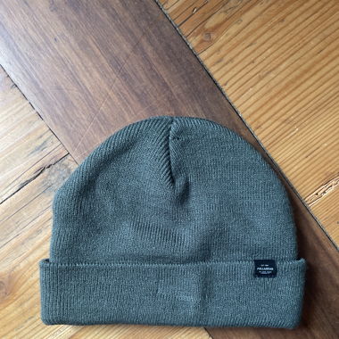 PULL&BEAR MÜTZE