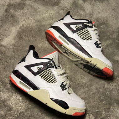 Air Jordan 4 Retro